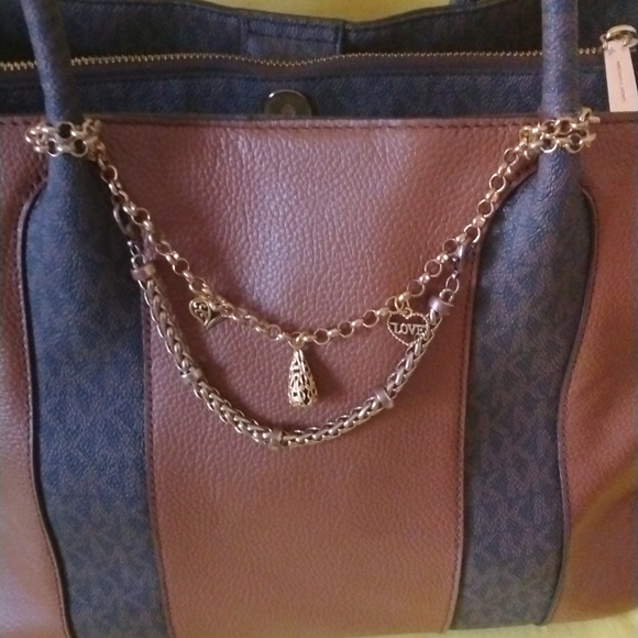 Michael Kors Austin Satchel - Picture 6 of 12